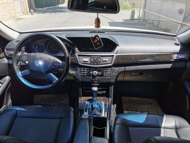 Mercedes E 220 2009, 277,000 km - 2.2 l - Bakı