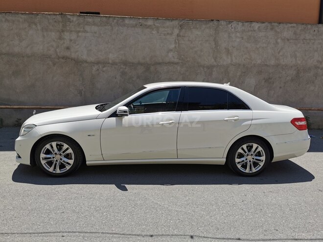 Mercedes E 220 2009, 277,000 km - 2.2 l - Bakı