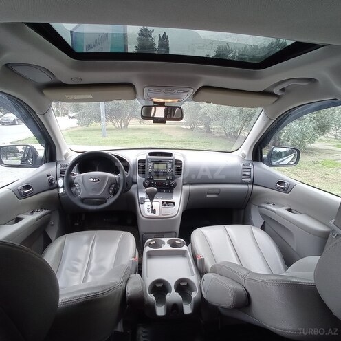 Kia Carnival 2013, 193,000 km - 2.2 l - Bakı
