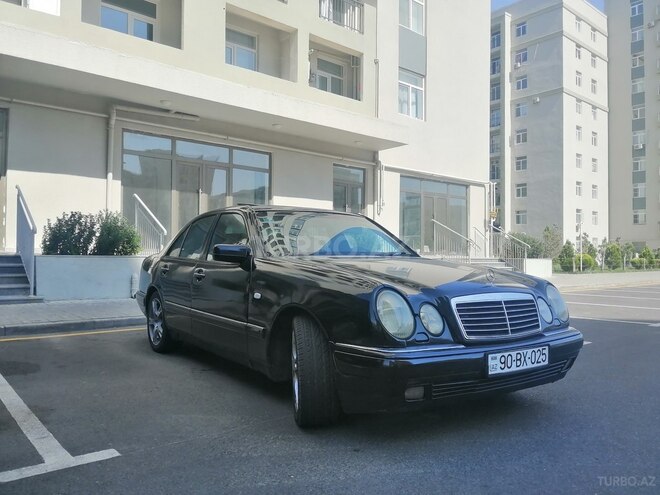 Mercedes E 240 1999, 343,000 km - 2.4 l - Bakı