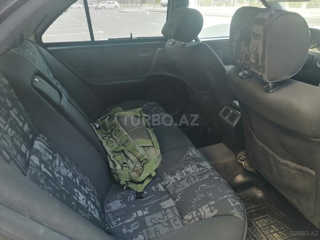 Mercedes E 240 1999, 343,000 km - 2.4 l - Bakı