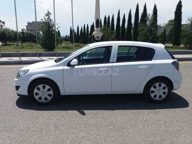 Opel Astra 2009, 177,000 km - 1.4 l - Gəncə