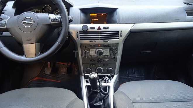 Opel Astra 2006, 323,000 km - 1.3 l - Bakı