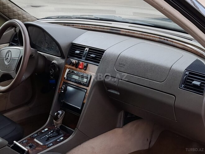 Mercedes C 230 1997, 370,000 km - 2.3 л - Qazax