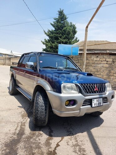 Mitsubishi L200 2003, 426,600 km - 2.5 l - Bakı