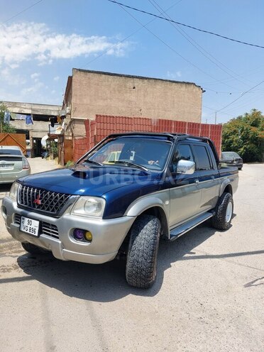 Mitsubishi L200 2003, 426,600 km - 2.5 l - Bakı