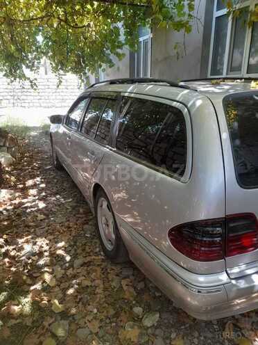 Mercedes E 220 2001, 345,612 km - 2.2 l - Ağstafa