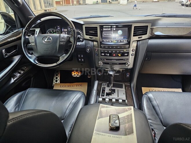Lexus LX 570 2015, 142,000 km - 5.7 l - Bakı