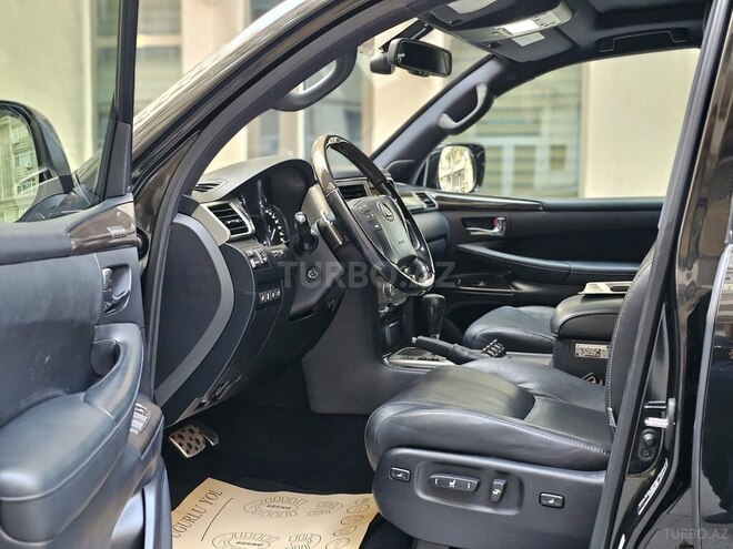 Lexus LX 570 2015, 142,000 km - 5.7 l - Bakı