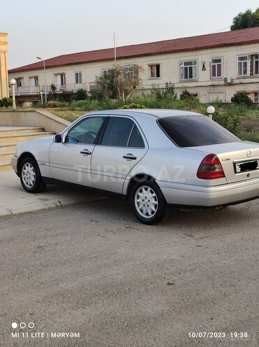 Mercedes C 200 1994, 417,000 km - 2.0 л - Salyan