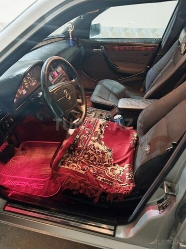 Mercedes C 220 1999, 814,325 km - 2.2 л - İmişli