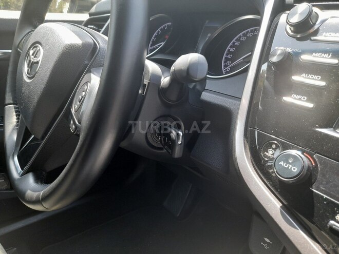 Toyota Camry 2018, 118,070 km - 2.5 l - Bakı