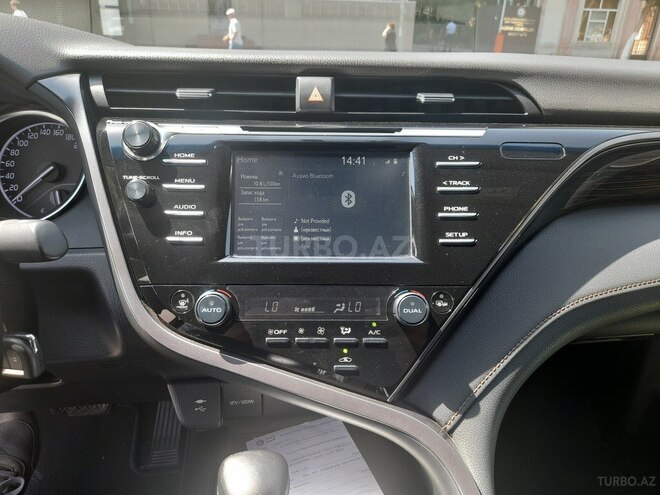 Toyota Camry 2018, 118,070 km - 2.5 l - Bakı