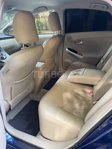 Toyota Prius 2011, 218,500 km - 1.8 l - Bakı