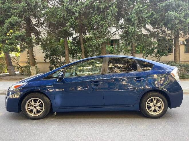 Toyota Prius 2011, 218,500 km - 1.8 l - Bakı