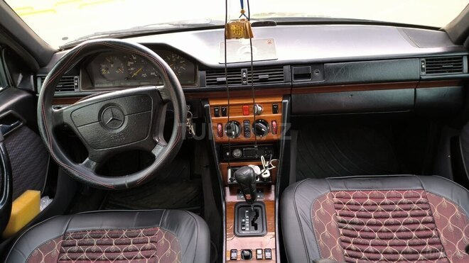 Mercedes E 250 1994, 350,000 km - 2.5 л - Bakı