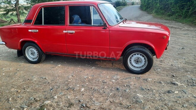 LADA (VAZ) 21011 1980, 10,000 km - 1.5 l - Qazax