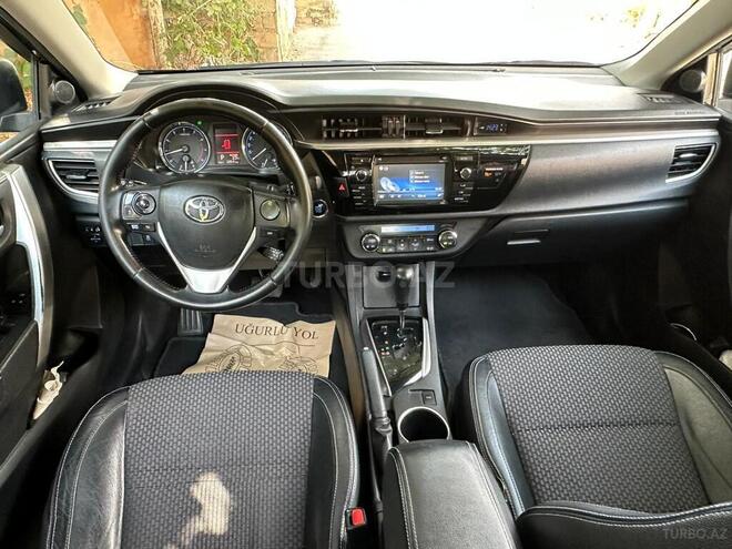 Toyota Corolla 2014, 164,000 km - 1.6 л - Bakı