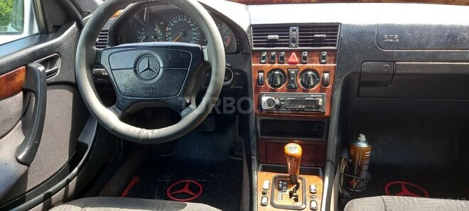 Mercedes C 240 1998, 285,000 km - 2.4 l - Bakı