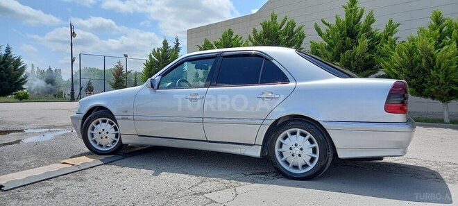 Mercedes C 240 1998, 285,000 km - 2.4 l - Bakı