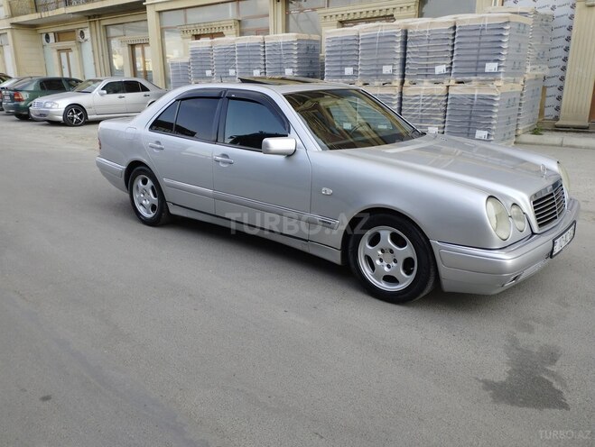 Mercedes E 240 1998, 348,000 km - 2.4 l - Bakı