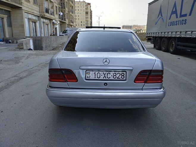 Mercedes E 240 1998, 348,000 km - 2.4 l - Bakı