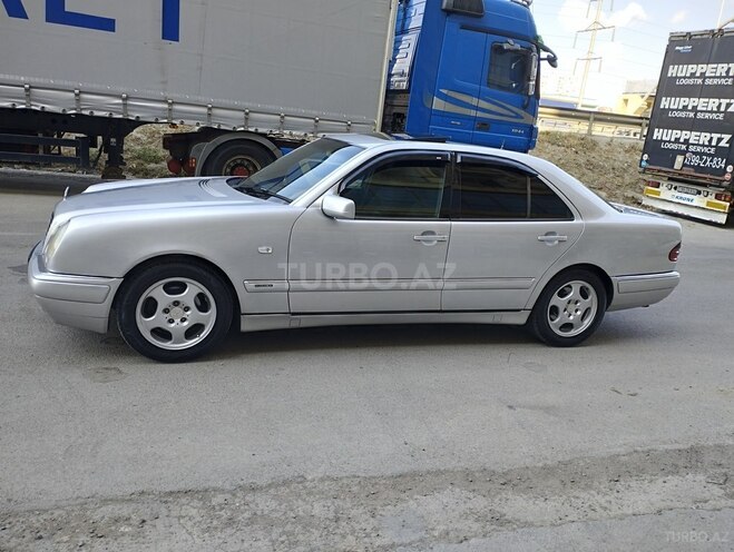 Mercedes E 240 1998, 348,000 km - 2.4 l - Bakı
