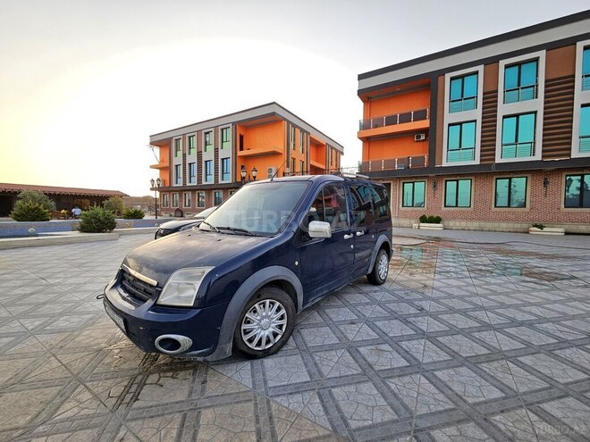 Ford Tourneo Connect 2009, 260,000 km - 1.8 л - Bakı