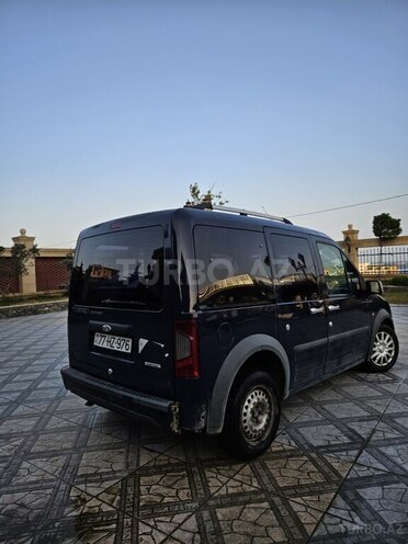 Ford Tourneo Connect 2009, 260,000 km - 1.8 л - Bakı