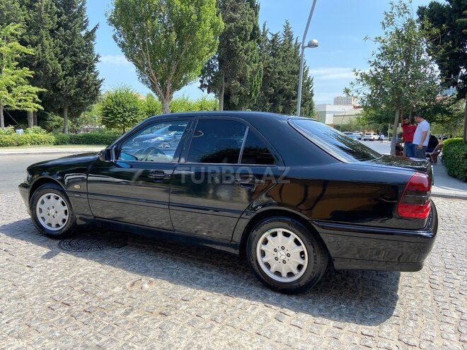 Mercedes C 180 1997, 342,575 km - 1.8 l - Bakı