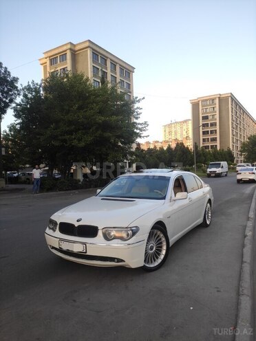 BMW 745 2002, 258,000 km - 4.4 l - Bakı