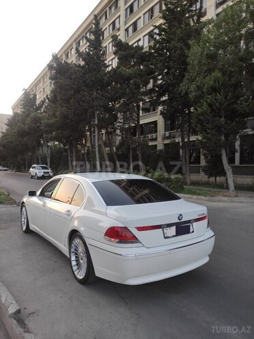 BMW 745 2002, 258,000 km - 4.4 l - Bakı