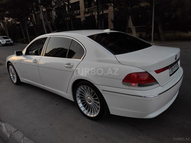 BMW 745 2002, 258,000 km - 4.4 l - Bakı