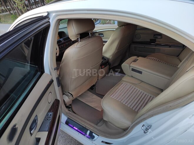BMW 745 2002, 258,000 km - 4.4 l - Bakı