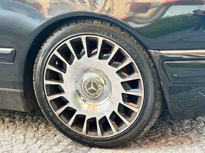 Mercedes E 220 1998, 320,000 km - 2.2 l - Bakı