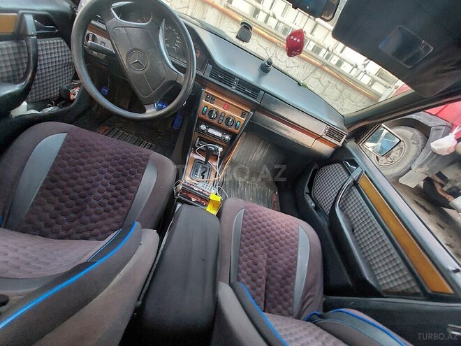 Mercedes E 200 1994, 632,550 km - 2.0 l - Bakı