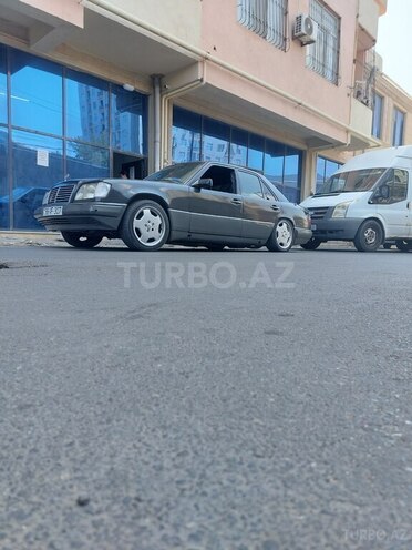 Mercedes E 200 1994, 632,550 km - 2.0 l - Bakı