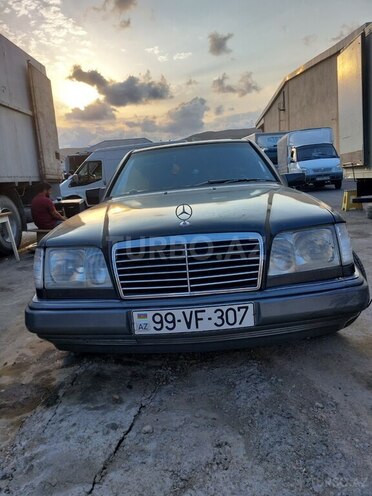 Mercedes E 200 1994, 632,550 km - 2.0 l - Bakı
