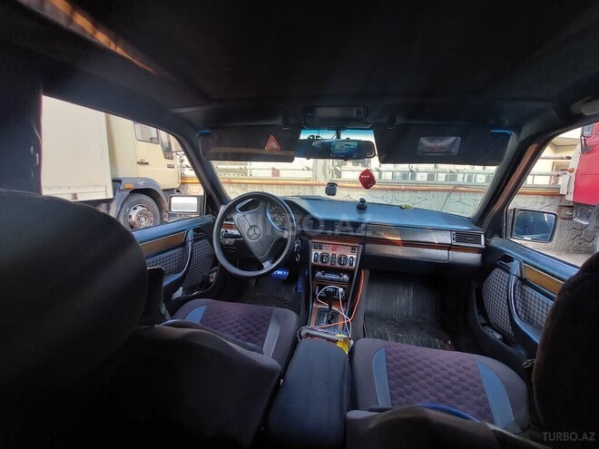 Mercedes E 200 1994, 632,550 km - 2.0 l - Bakı