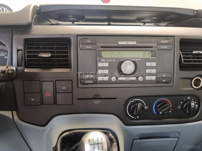 Ford Transit 2011, 270,000 km - 2.4 l - Bakı