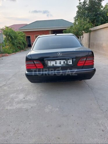 Mercedes E 280 1997, 265,000 km - 2.8 l - Bakı
