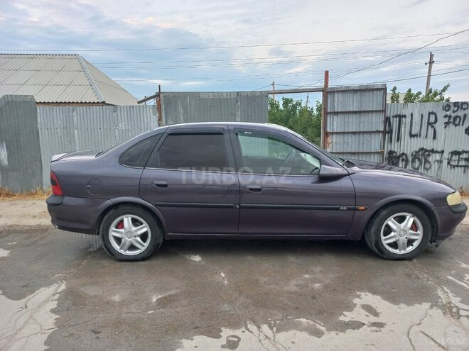 Opel Vectra 1996, 280,000 km - 2.0 l - Sumqayıt