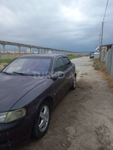 Opel Vectra 1996, 280,000 km - 2.0 l - Sumqayıt