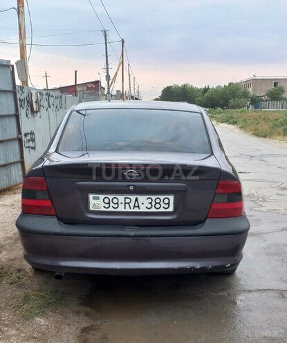 Opel Vectra 1996, 280,000 km - 2.0 l - Sumqayıt