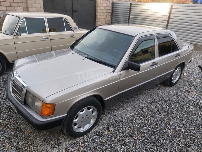 Mercedes 190 1990, 125,418 km - 2.0 l - Bərdə