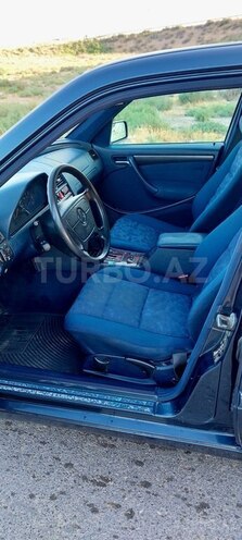 Mercedes C 220 1999, 361,000 km - 2.2 l - Sumqayıt
