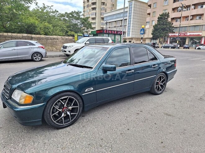 Mercedes C 240 1997, 222,000 km - 2.4 l - Bakı