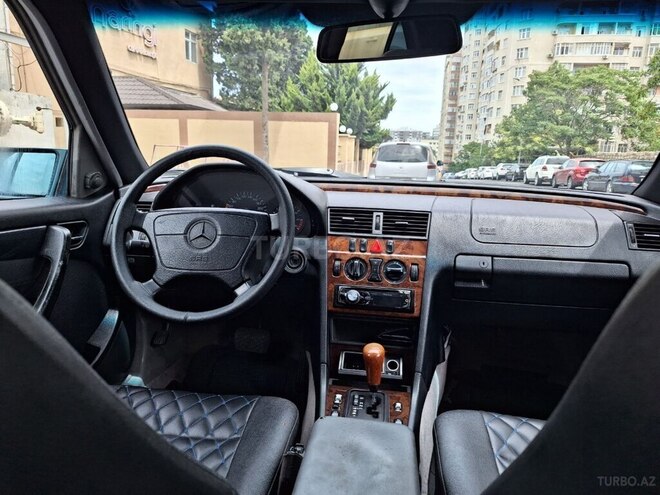 Mercedes C 240 1997, 222,000 km - 2.4 l - Bakı