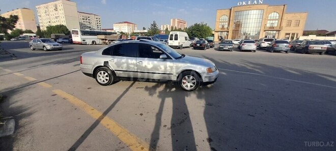 Volkswagen Passat 2000, 352,623 km - 1.8 l - Bakı
