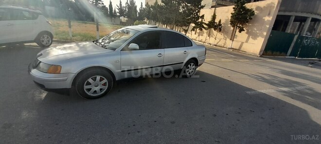 Volkswagen Passat 2000, 352,623 km - 1.8 l - Bakı